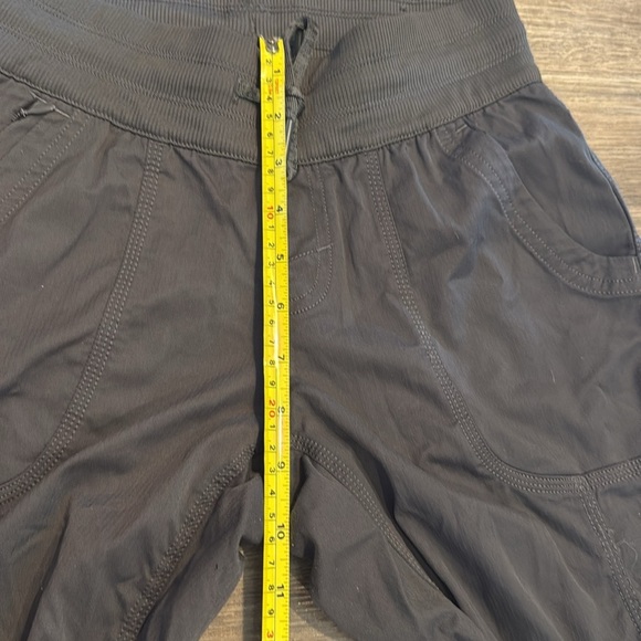 The North Face Aphrodite 2.0 Capri Pant - Women's Gray Size S - Picture 7 of 10
